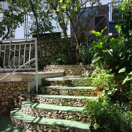Apartament By The Sea Mastrinka, Ciovo - 10261 *