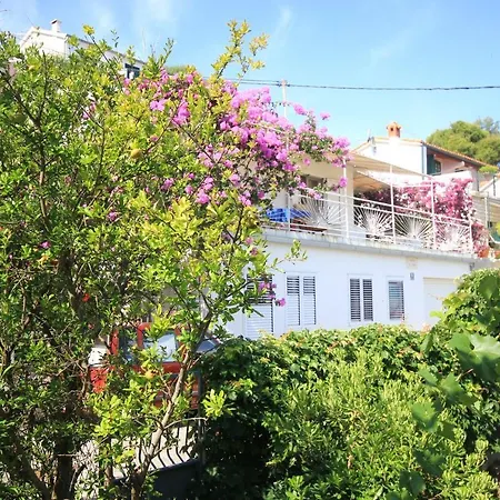 Apartman Apartments By The Sea Mastrinka, Ciovo - 10261 *