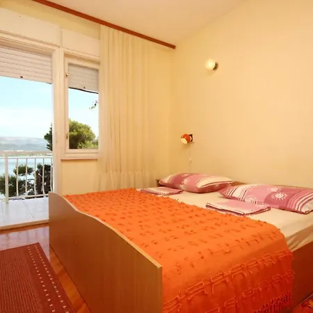 Apartments By The Sea Mastrinka, Ciovo - 10261 * Trogir