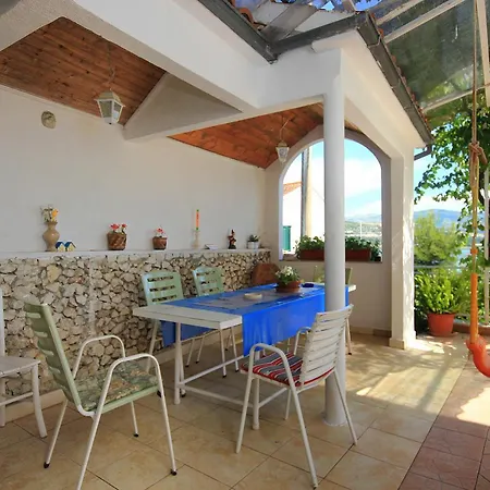 Apartments By The Sea Mastrinka, Ciovo - 10261 * Trogir